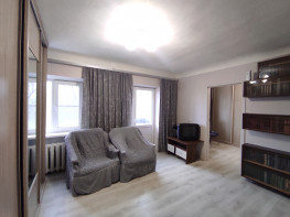 2 комнатная квартира на Каяни улица
, 40 кв м в Ростове