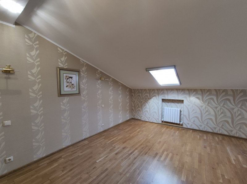 3 комнатная квартира на Хибинский переулок
, 106 метров в Ростове на Дону - фото 18