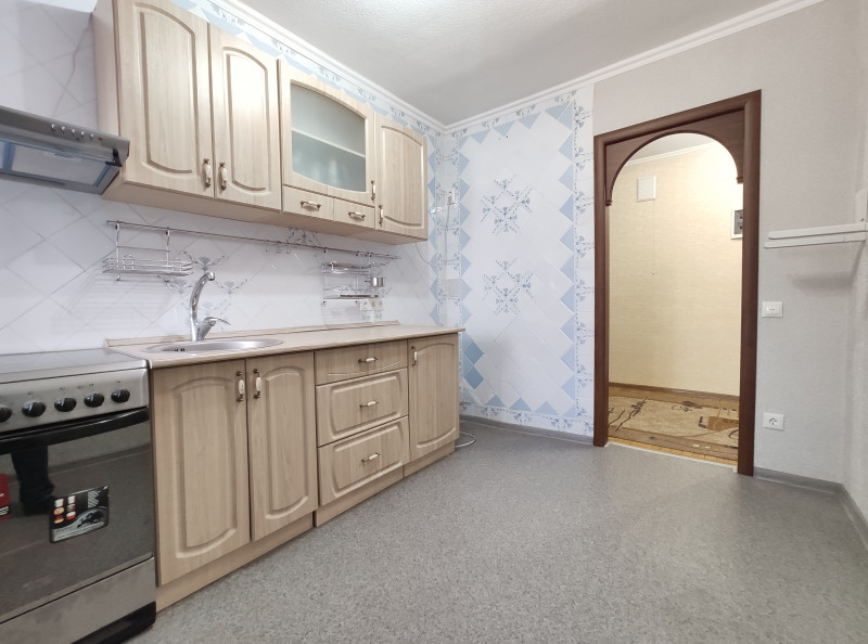 1 комнатная квартира на Королёва проспект
, 40 метров в Ростове - фото 2